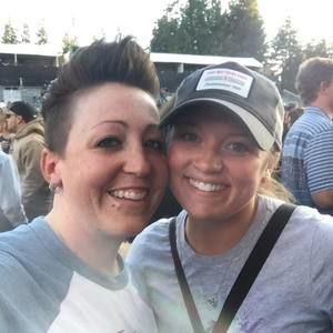 Meet your Posher, Cara